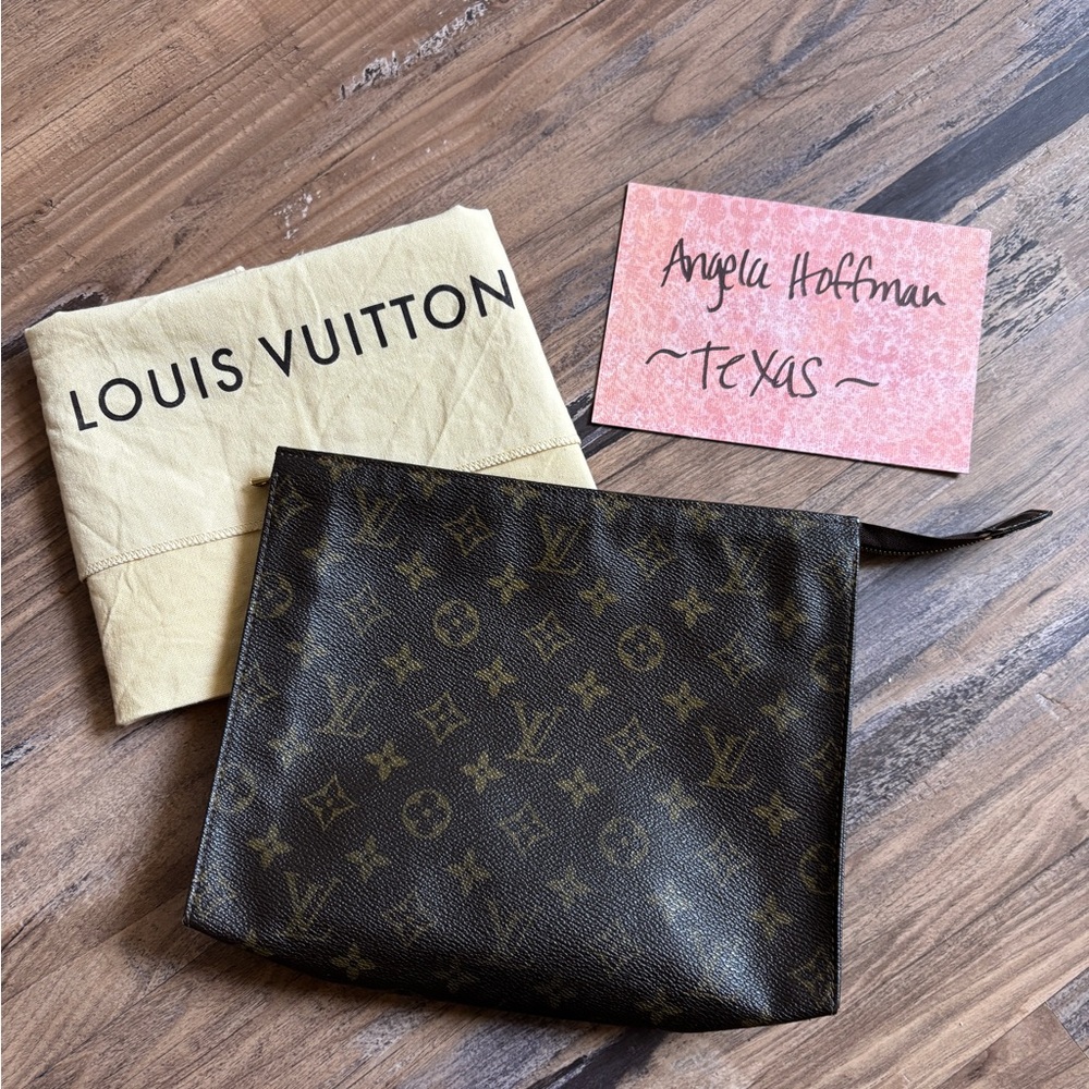 Louis Vuitton Brown Monogram Toiletry 26 Clutch